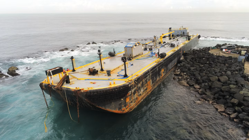 US salvors prepare to remove grounded barge in Puerto Rico