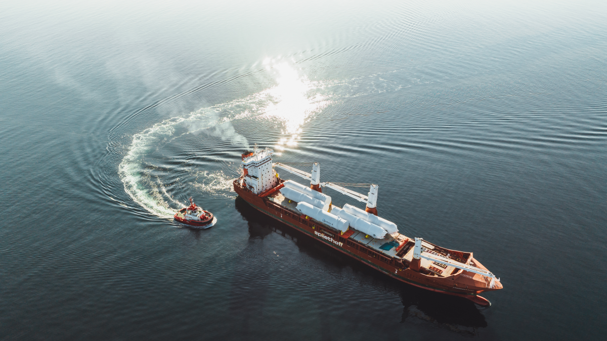 CO2 Carrier arriving in port. Courtesy North Lightswebzhgf CO2 Carrier arriving in port. Courtesy North Lightswebzhgf