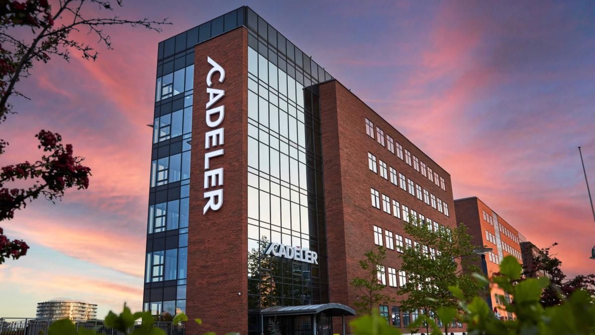 Cadeler completes private placement, to build two more vessels