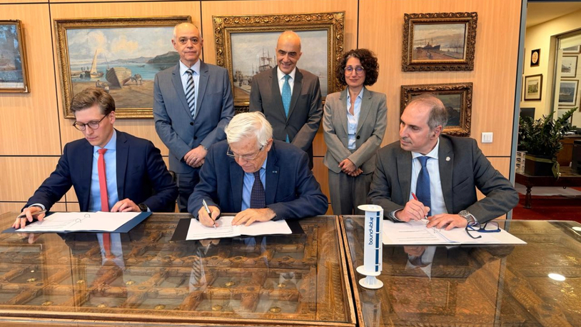 Laskaridis Shipping dives into wind propulsion with suction sails on board bulker