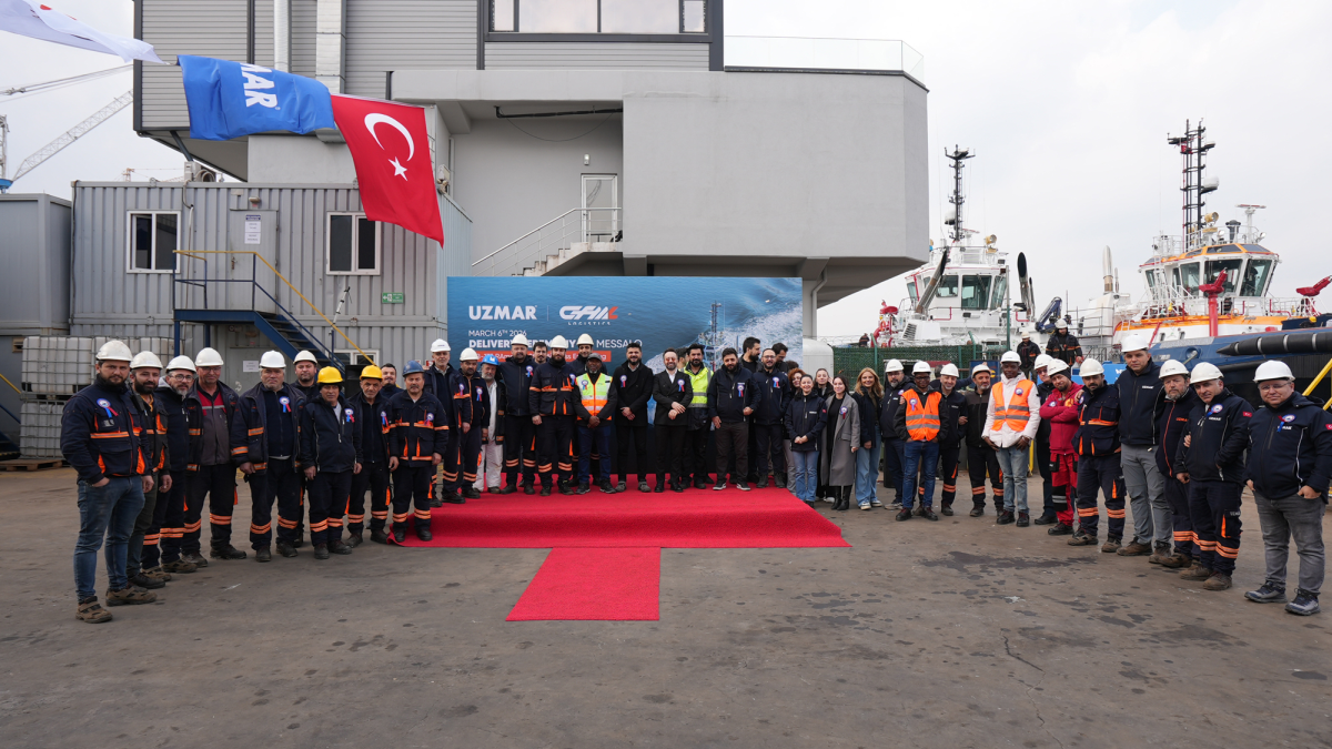 Uzmar and CFM Logistics celebrated delivery of RAmparts tug in Turkey