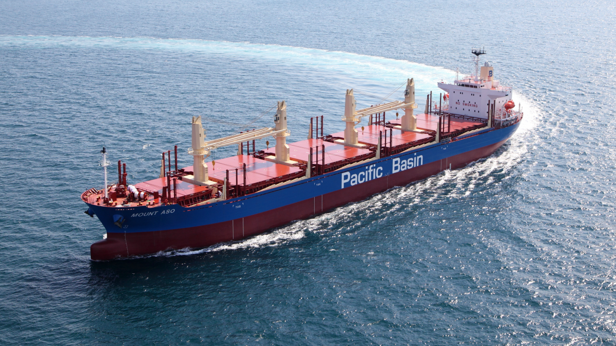 Pacific Basin scraps near-term methanol bulker order amid regulatory fog
