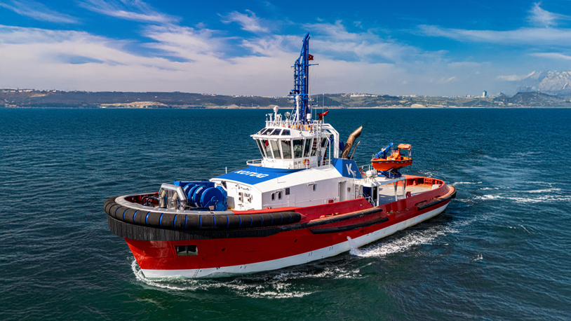 Electric for harbour tugs, methanol for ship escort