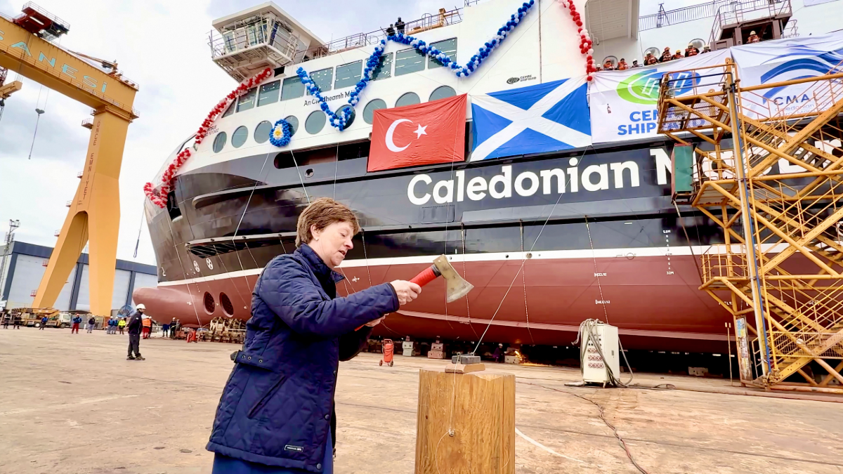 Video: new passenger vehicle ferry launched in Turkey for CMAL