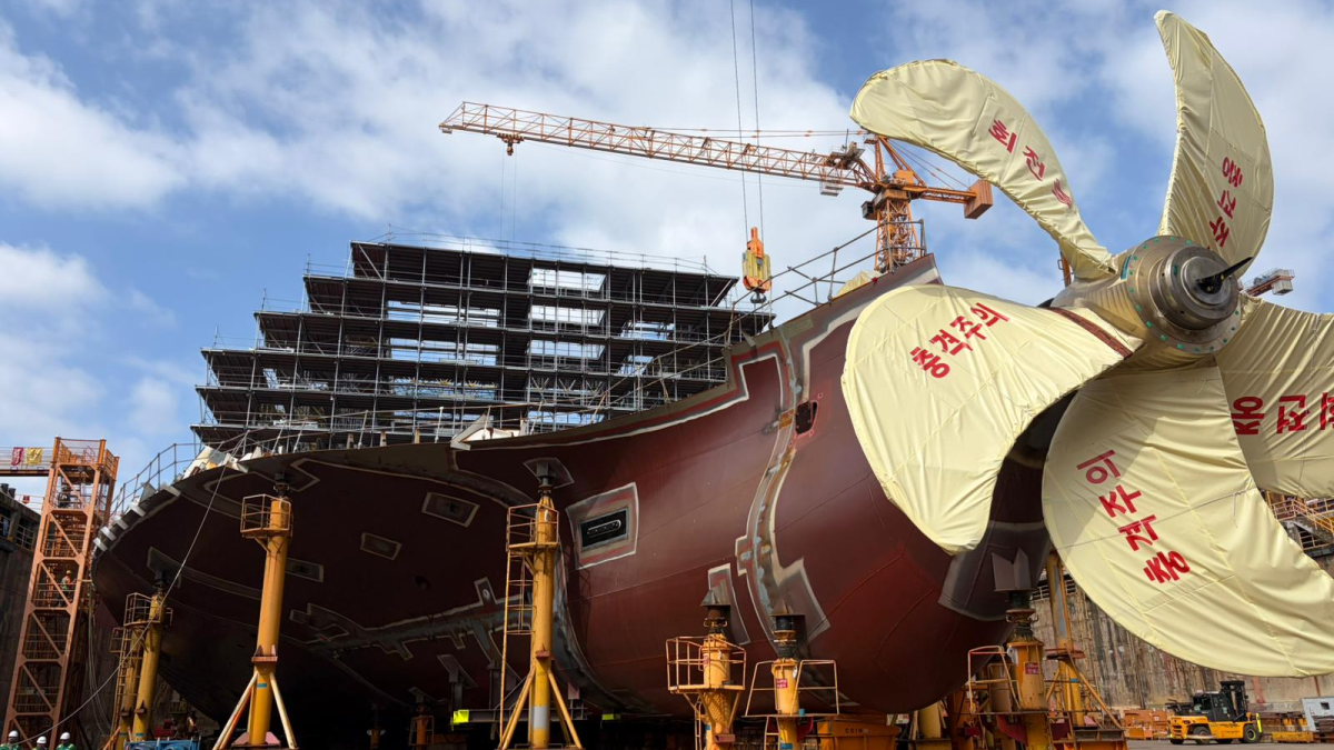 'Foundation set' for Singapore LNG's first FSRU