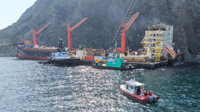 Canadian container ship salvage enters new phase
